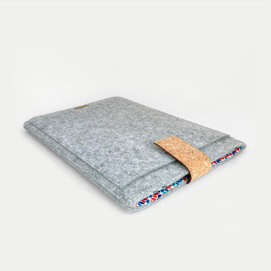 Hülle für Acer Chromebook 15 | mit Magnetverschluss und extra Fach  | hellgrau - Colorful | Modell "HAKA"