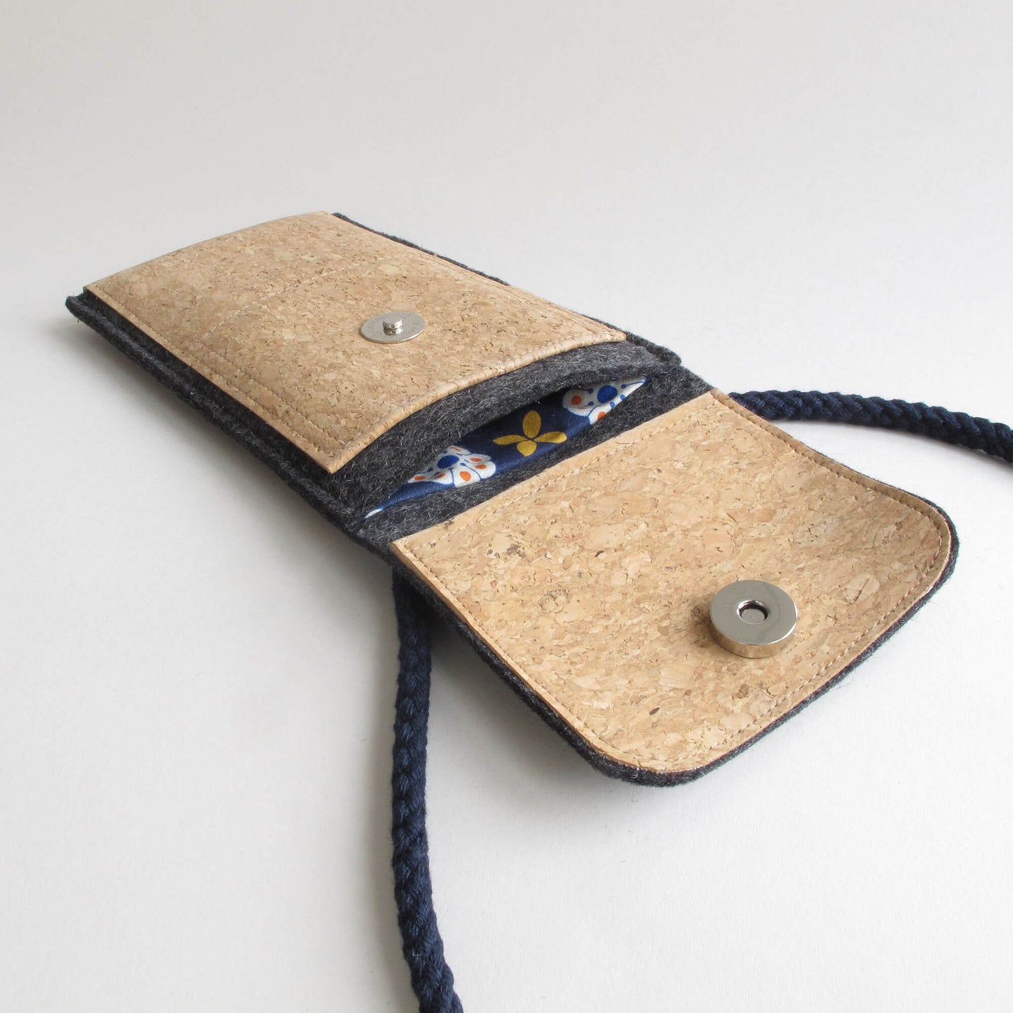 Shoulder bag for Samsung Galaxy S20 Plus | made of felt and organic cotton | anthracite - bloom | model KEDJA