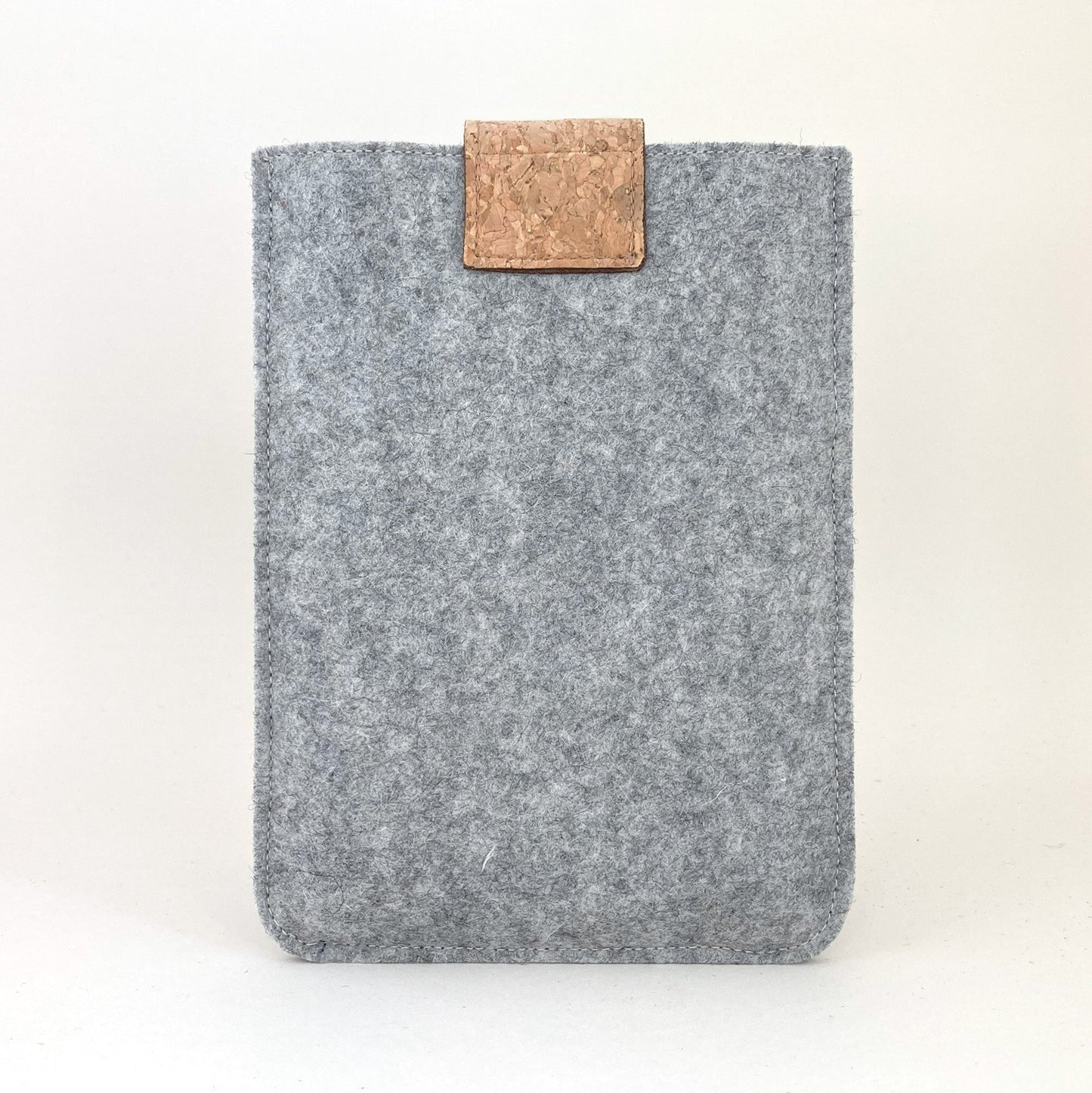 Hülle für Tolino Shine 5 | mit Magnetverschluss und extra Fach | hellgrau - Bloom | Modell "HAKA"