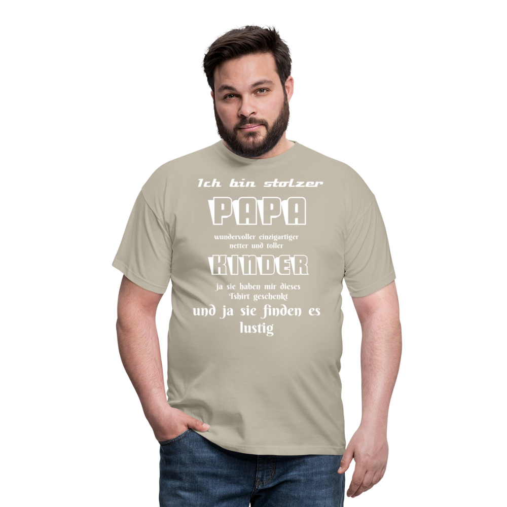 Papa-Power pur: Zeig deine Liebe mit unserem Herren T-Shirt - Sandbeige