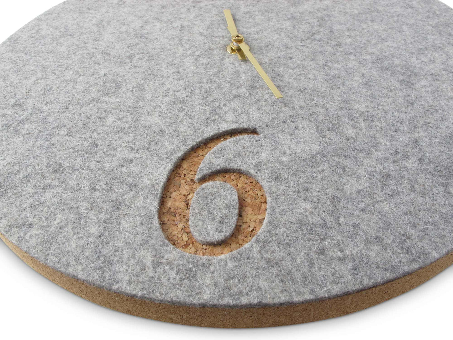 Wanduhr aus Filz und Kork 30 cm | hellgrau - gold | Design: Aarhus