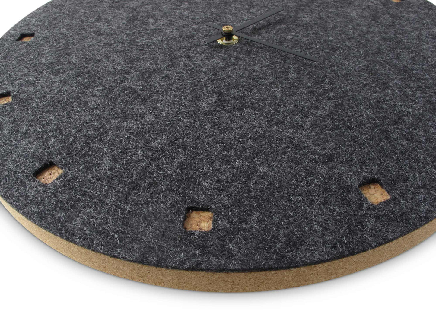 Wanduhr aus Filz und Kork 30 cm | anthrazit - schwarz | Design: Esbjerg