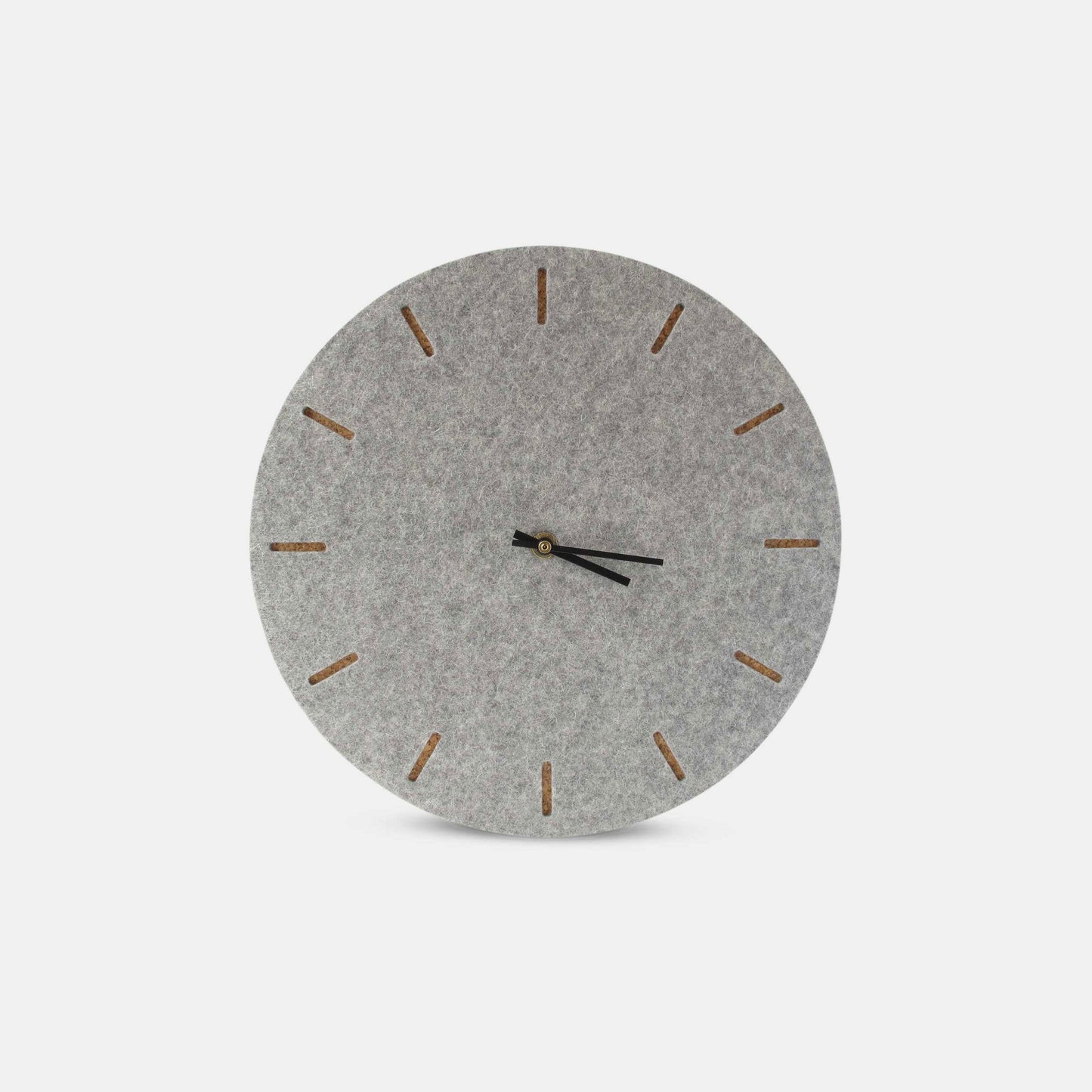 Wanduhr aus Filz und Kork 30 cm | hellgrau - schwarz | Design: Kopenhagen