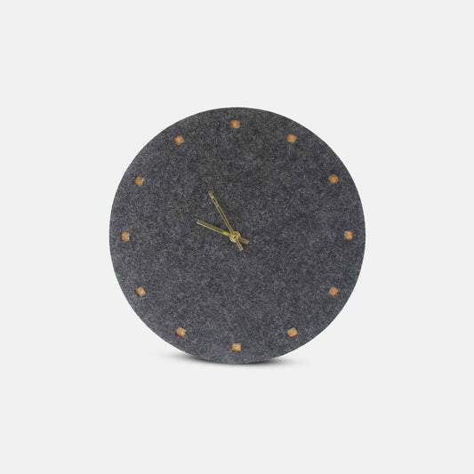 Wanduhr aus Filz und Kork 30 cm | anthrazit - gold | Design: Esbjerg