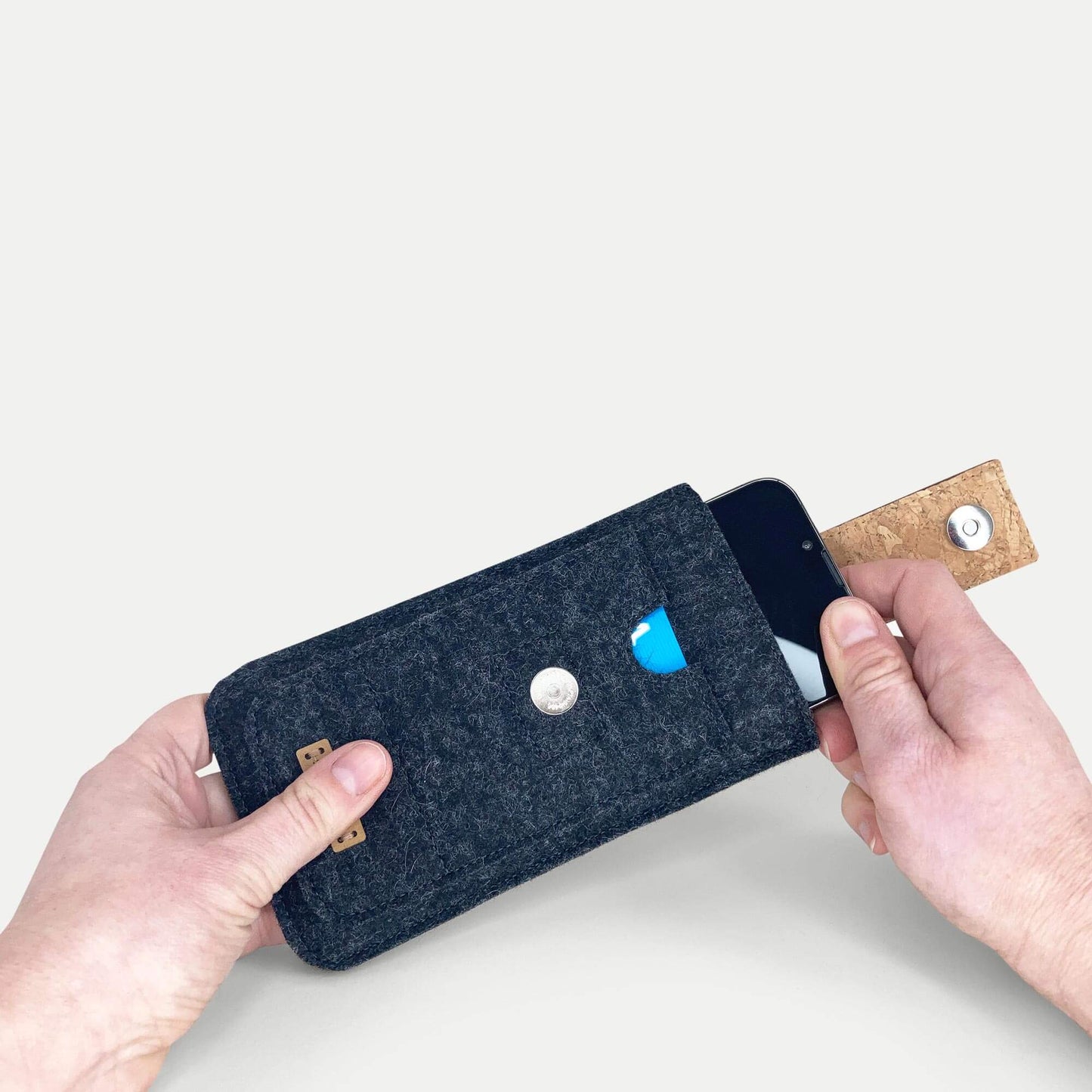 Handytasche für Fairphone 5 | mit Magnetverschluss und extra Fach | anthrazit - Shapes | Modell HAKA