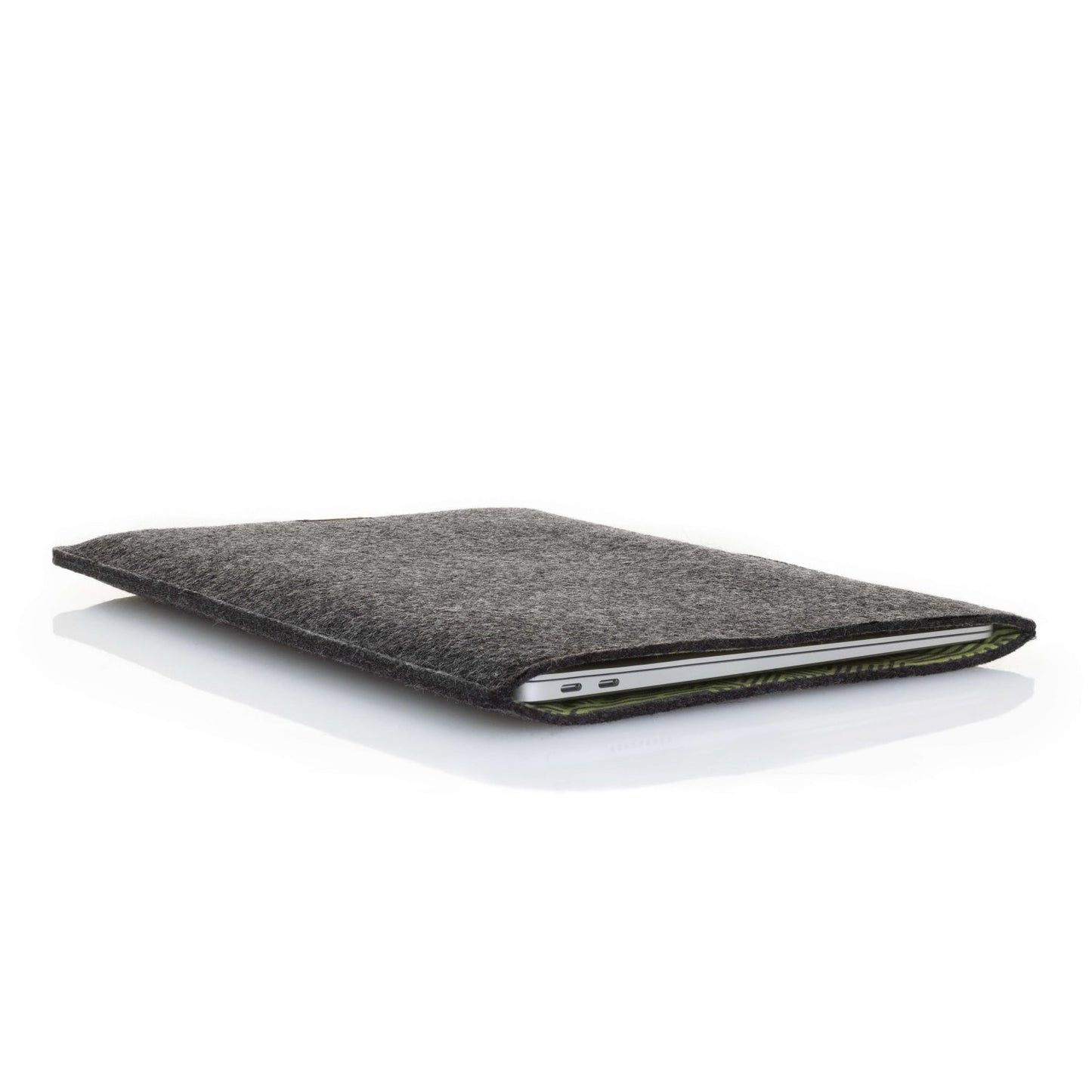 Sleeve for MacBook Pro 16 | made of felt and organic cotton | anthracite - stripes | model "LET"