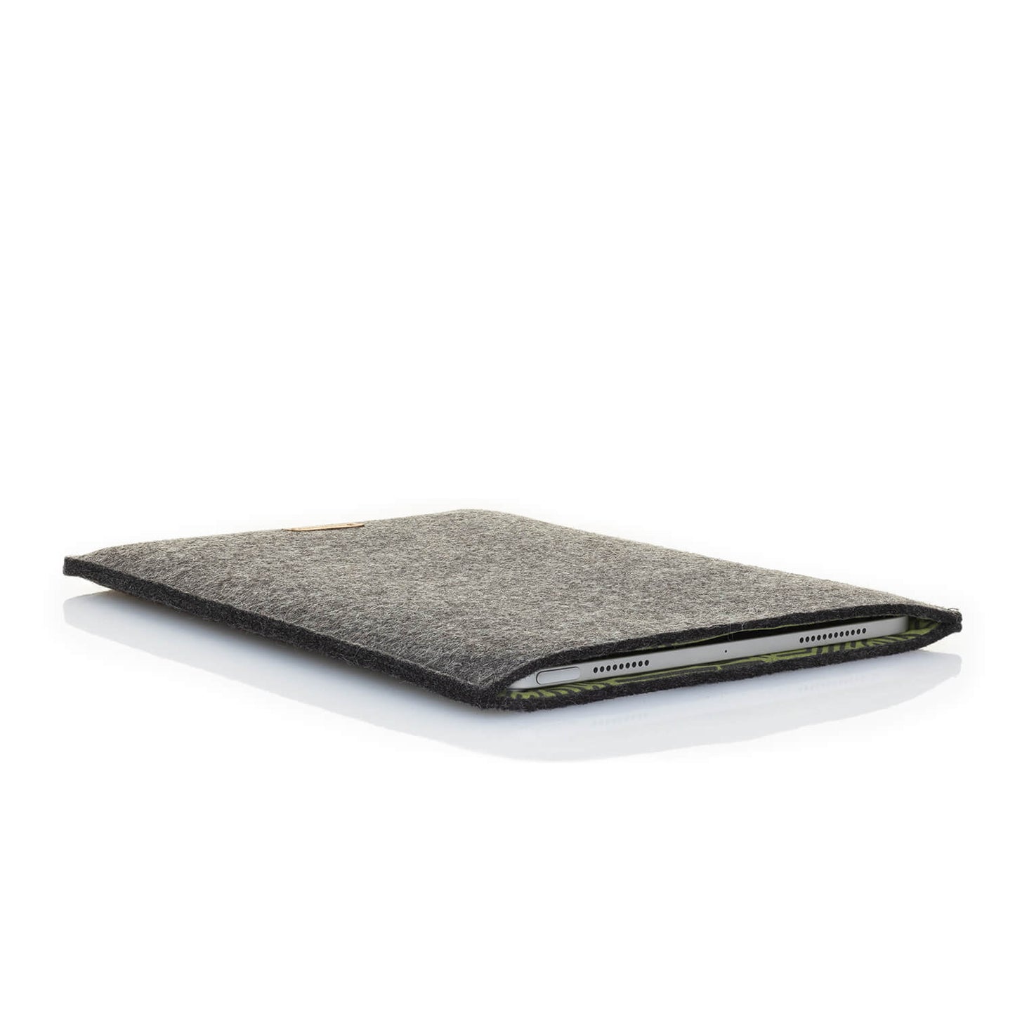 Case for Galaxy Tab S7 | made of felt and organic cotton | anthracite stripes | model "LET"