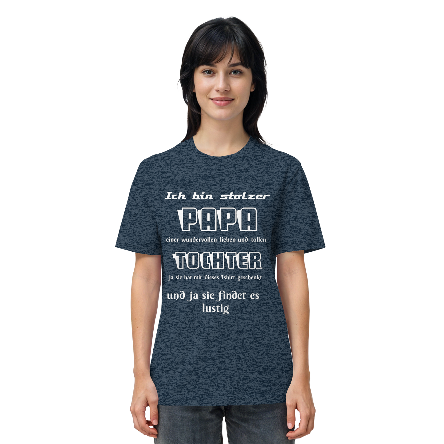 Unisex-Shirt "Ich bin stolzer Papa einer wundervollen Tochter" aus Bio-Baumwolle in Dunkelblau, vorne sichtbar