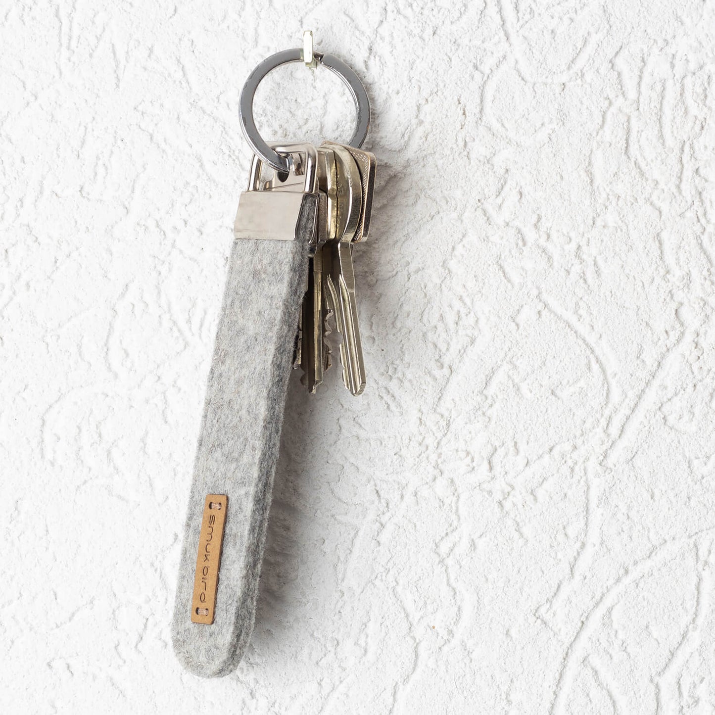 Schlüsselanhänger aus Filz | hellgrau