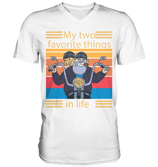 My two favorite things in life - Mens V-Neck Shirt - Online Kaufhaus München